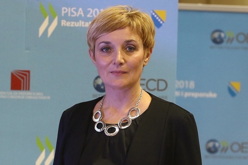 Prof.dr. Dženana Husremović 
